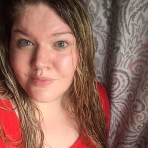 Meet your Posher, Joelle